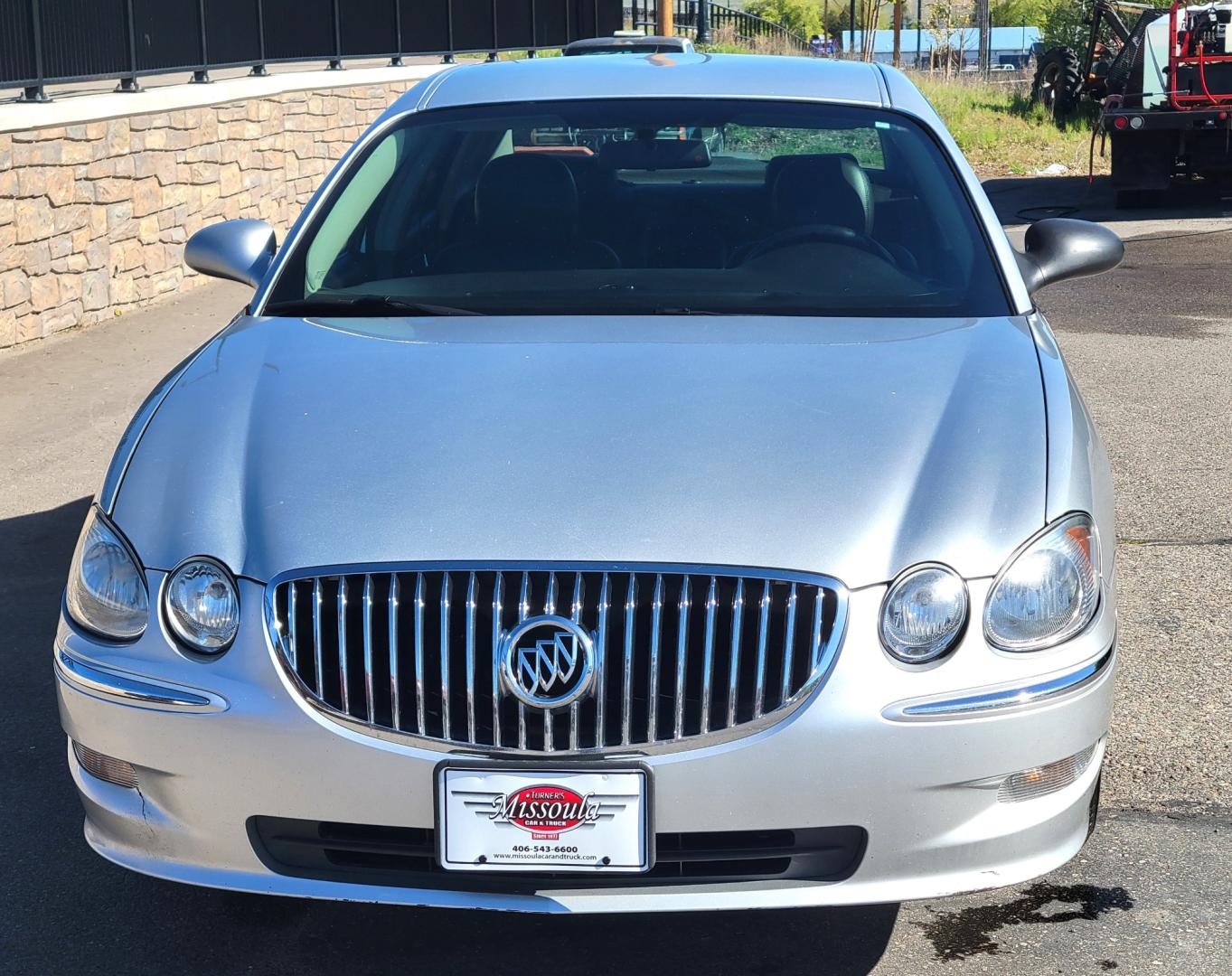 2009 Silver /Black Buick LaCrosse (2G4WD582091) with an 3.8L V6 engine, 5 Speed Automatic transmission, located at 450 N Russell, Missoula, MT, 59801, (406) 543-6600, 46.874496, -114.017433 - Photo#2